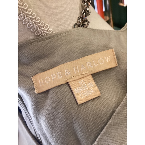 HOPE & HARLOW Women's Dress Size 10 Drab Chino V Neck Ruffle Bell Sleeve - Picture 5 of 6